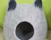 Large Felt Cat Cave Cat Bed Pet Bed Puppy Bed Cat House. 100 Wool Natural Color