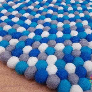 Felt Ball Rugs. Turquoise Round Felt Ball Rug / Carpet / Home Decor / Pom Pom Nursery Rug / Round Rug / Teppich / Pebble Rug (Free Shipping)