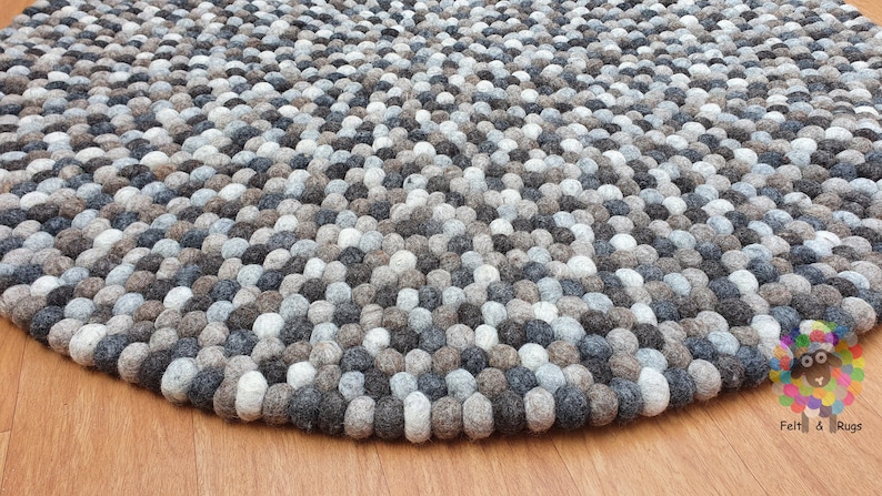 Handmade Wool Felt Ball Rug: 5 Earth Tone Pebble Rug - Etsy