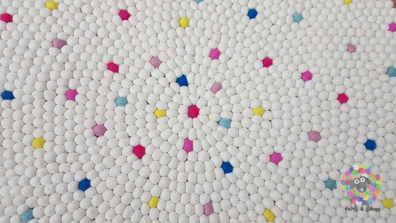 Felt Ball Rugs / White Rug with bright spot / Nursery Rug / Girl room carpet Free Shipping image 5