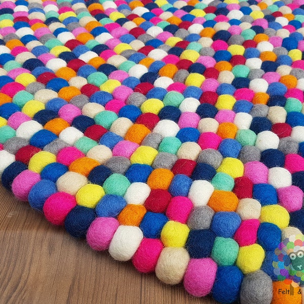 Filzkugel Teppiche 90 cm - 250 cm .100 % Wolle Importiert aus Neuseeland. Handgefertigt in Nepal (Kostenloser Versand)