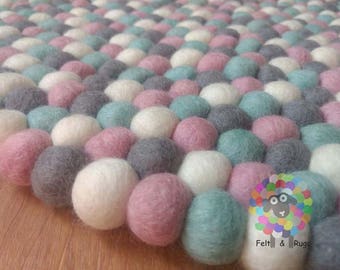 Baby Pink Felt Ball Rug: Handmade Wool Pom Pom Carpet, 90 cm