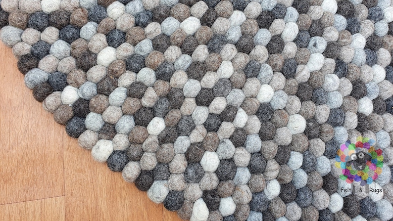Ball Rug Handmade Wool Felt Ball Rug: 5 Earth Tone Pebble Rug - Etsy