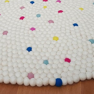 Felt Ball Rugs / White Rug with bright spot / Nursery Rug / Girl room carpet Free Shipping image 6