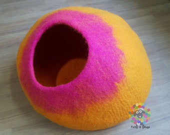 Handmade Wool Felt Cat Cave Bed: 40cm Pet House