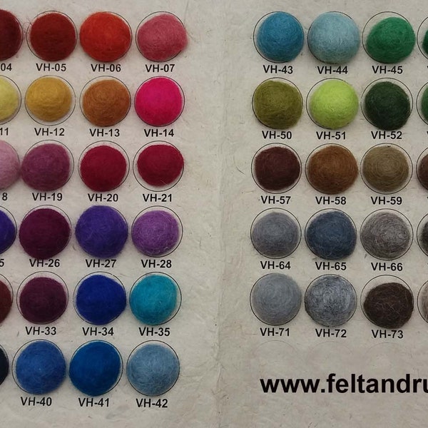 Tappeti con palline di feltro personalizzati. Scegli qualsiasi colore dalla nostra cartella colori. Tappeto 100% lana (spedizione gratuita)