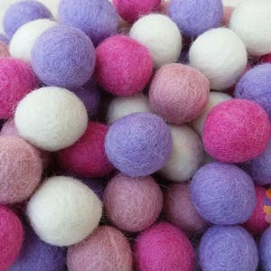 2 cm Filz Bommeln. Wolle Pom Pom Girlande Kindergirlande Dekoration 100 % Wolle - DIY Basteln