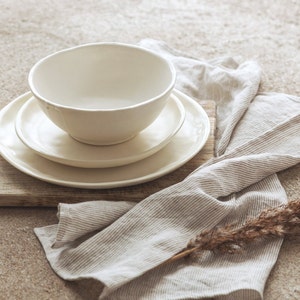 white stoneware dinnerware set, geschirr set, creamy dinnerware sets
dish sets
dinner set