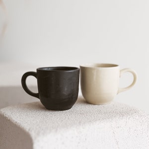 Set of two black and white ceramic tea cups with handle, Handmade modern pottery coffee mugs, Coffee lovers christmas gift, Wedding present