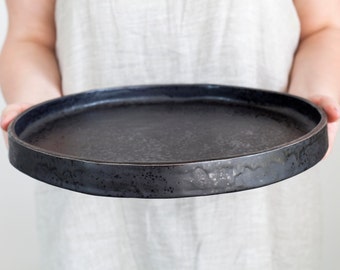 Bandeja grande para servir, Plato de cerámica para sushi, Bandeja de cerámica para barbacoa, Tabla de quesos de cerámica de 13 pulgadas, Ideas para bandejas de comida, Regalo de bodas de cerámica negra
