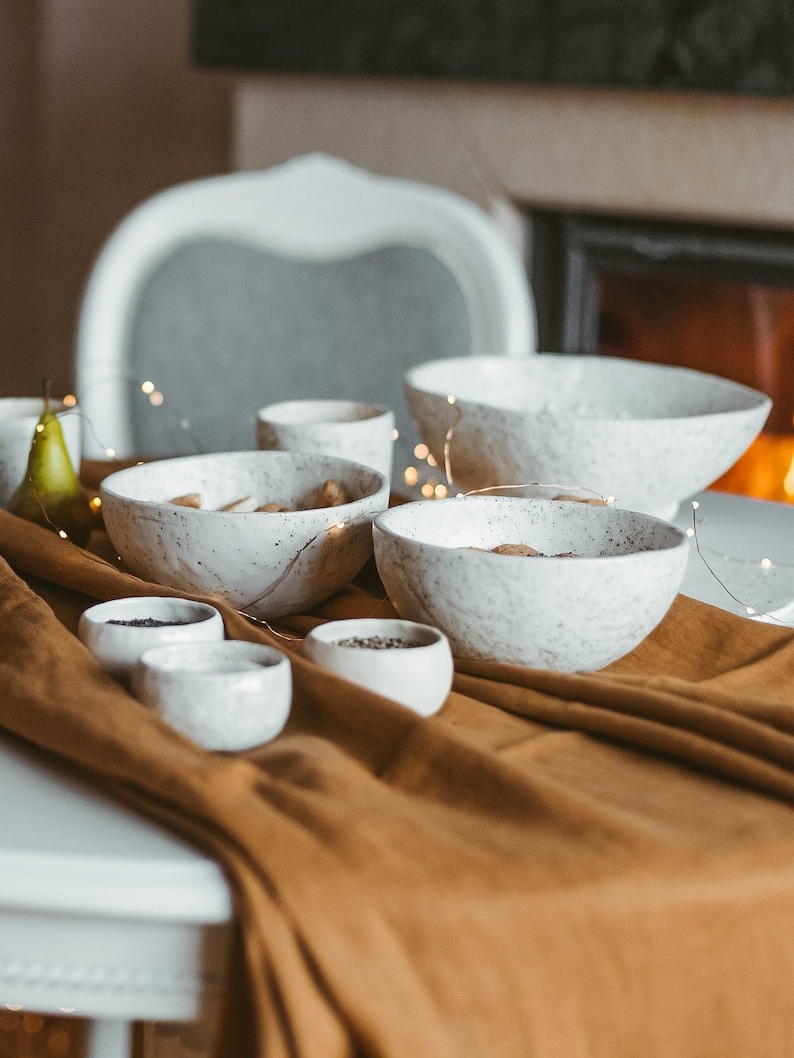 Ceramic bowls speckled white, Matte pottery mixing dish set, Stacking prep bowls, Stoneware serveware modern, Fruit bowl, Popcorn bowl