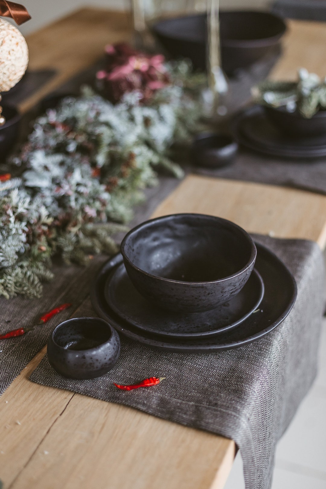 Hyacinth 4-Piece Black Dinnerware Set with Soup Bowl with Reactive Glaze