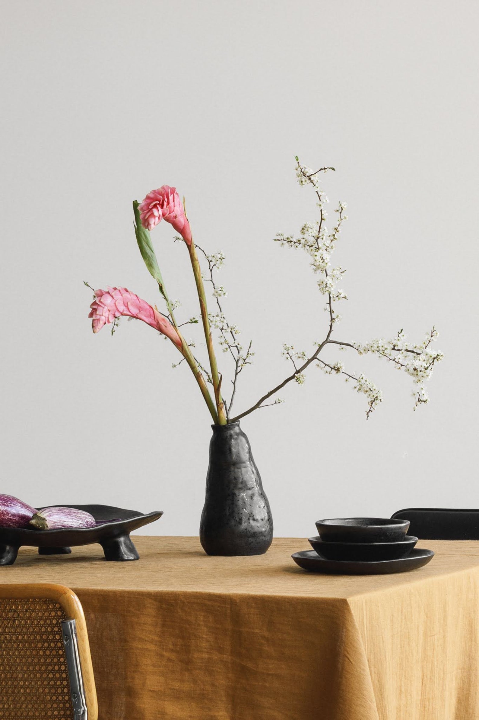 Black Ceramic Dish Set for 8 Complete 24 Piece Dinner Set - Etsy