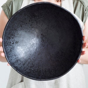 Ceramic big black bowl, Pottery fruit bowl organic shape, Rustic decorative table centerpiece, Large serving dish, Speckled Wabi Sabi bowl