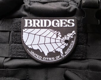 Geïnspireerd op DS, Bridges - Verenigde Staten van Amerika, grote patch (borstpaneel) met militair moreel