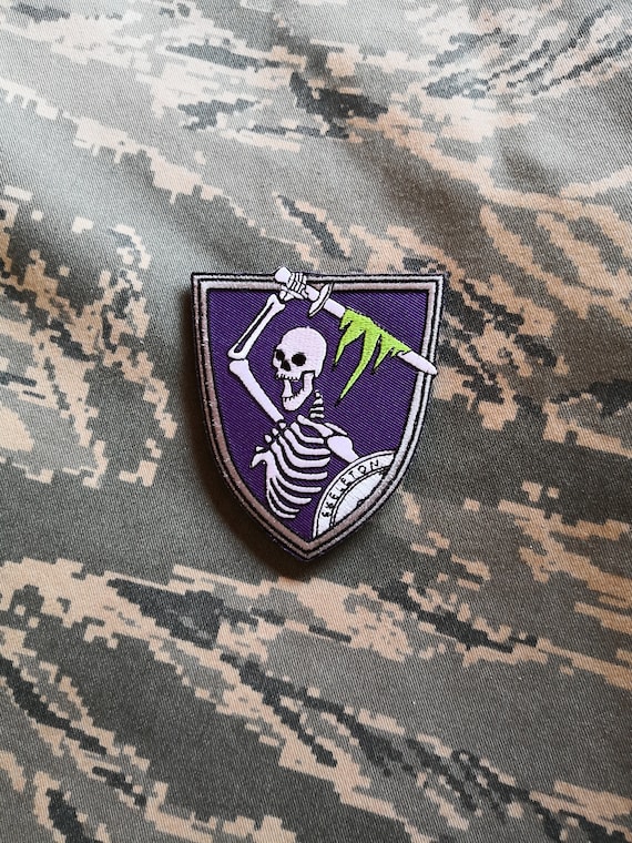 【P7625】THE BADGE／THE BADGE IS HERE AGAIN P7625】THE BADGE／THE BADGE IS HERE AGAIN Amazon.com