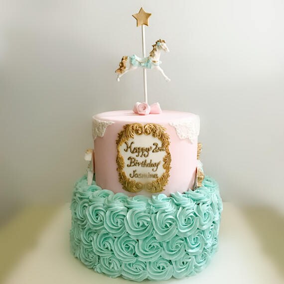 Fondant Carrousel Cheval De Gateau Avec Star Cheval De Etsy