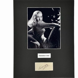LARGE vintage Veronica Lake Autograph Autographed Signed Display Art Piece black and white photograph photo artwork