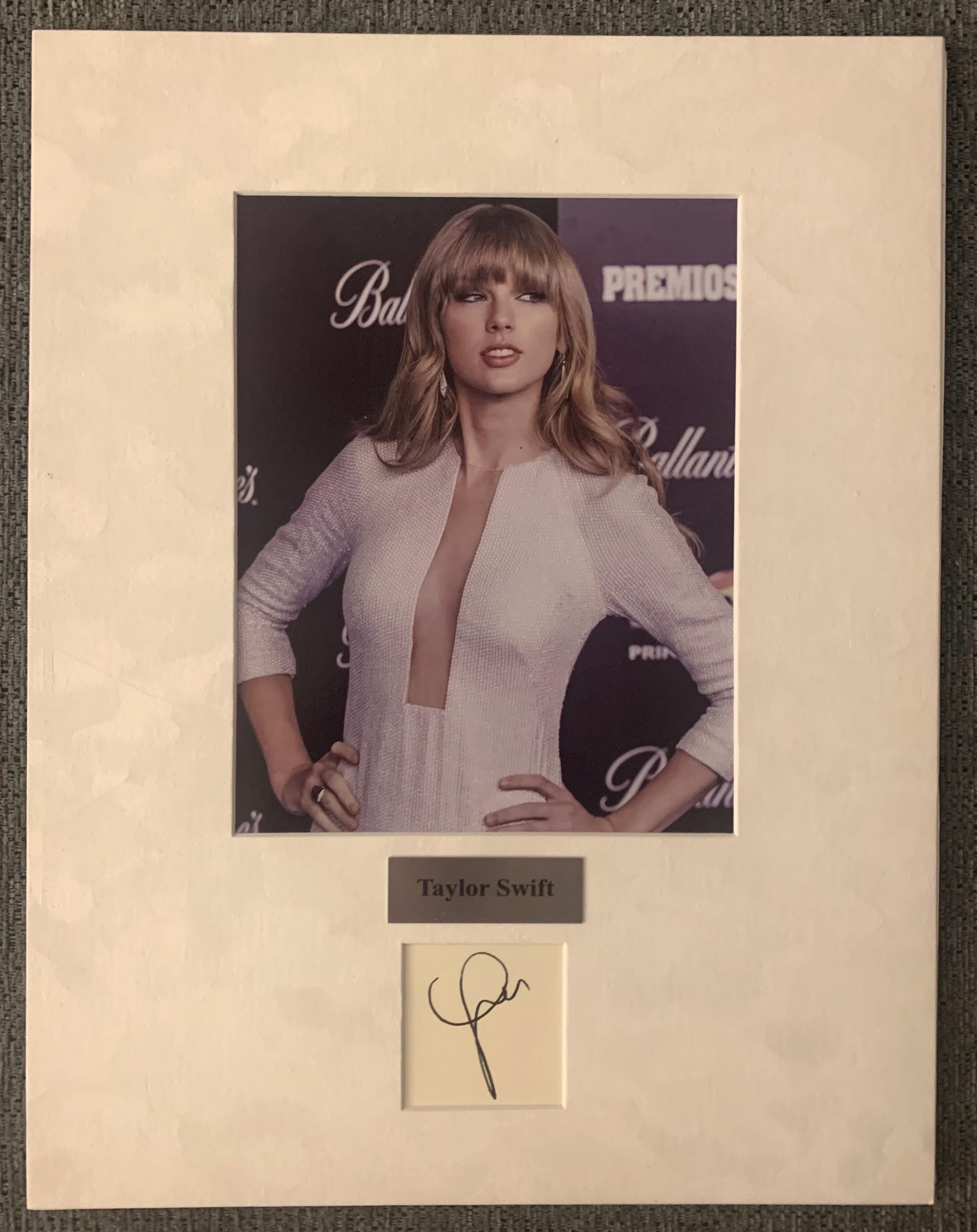 Taylor Swift's Autograph - Etsy
