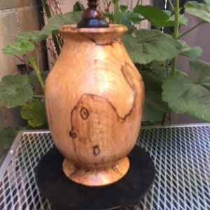 Splatted plane wooden urn