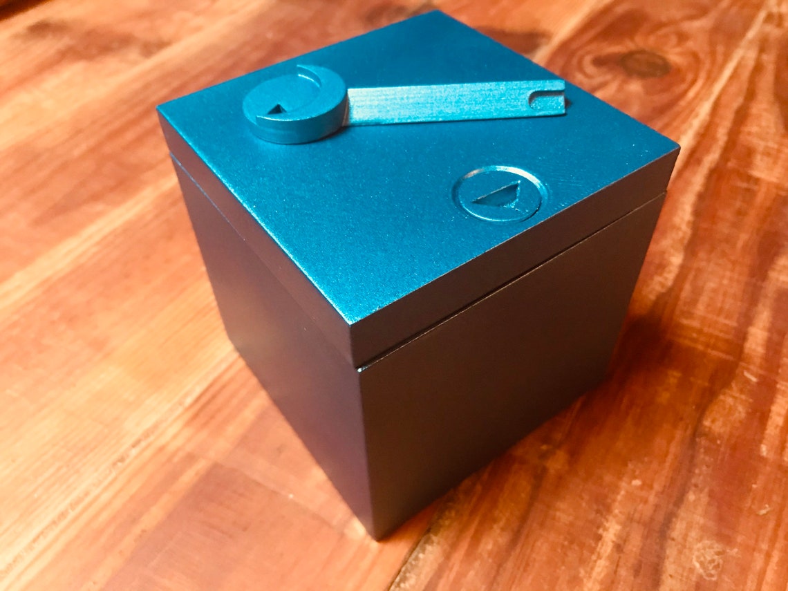 Blue and Key Box Mulholland Drive REPLICA Etsy