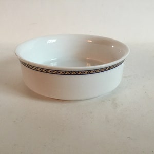 Vintage C1980’s Delta Airlines First Class China Salad / Cereal Bowl White With Blue/Gold Rope Trim.