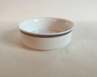 Vintage C1980’s Delta Airlines First Class China Salad / Cereal Bowl White With Blue/Gold Rope Trim.