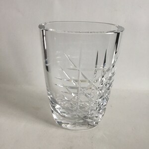 Elegant Vintage 1960’s Swedish Orrefors Clear Crystal Vase H 7” W 5” D 3.5” Crisscross Deep Cut Decor On Front
