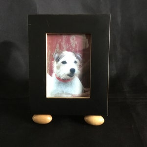 Modern,Contemporary Small,Black And Natural Wood Photo Frame On Oval Bun Feet 3.75” X 5.25 X 5/8”