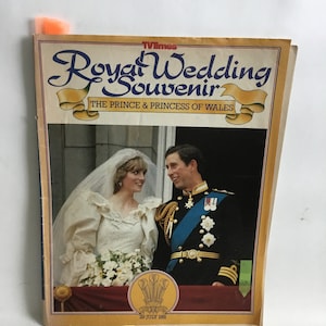 1981 British TV Times Souvenir The Prince & Princess of Wales Booklet. 30 Seiten Schwarz/Weiß und Farbfotos