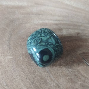 Rolled stone Jaspe Kambaba