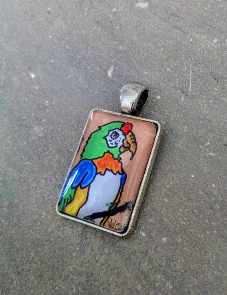 /'Green Parrot/' pendant