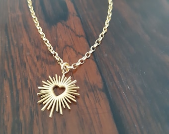 Collier pendentif Golden Heart, collier Sunburst Unique, pendentif Sunburst, collier rayons de soleil, collier Sunshine, bijoux en acier inoxydable