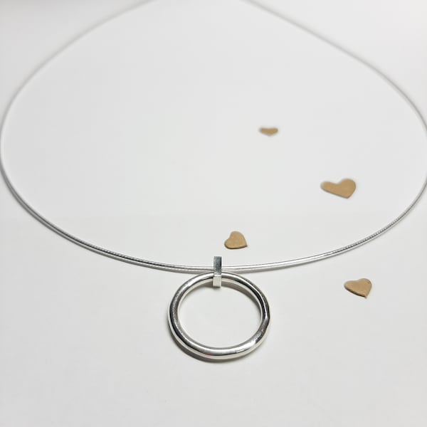 Discreet day necklace, ring necklace, O ring necklace, hoop choker, Sterling silver hoop pendant, Day necklace sub