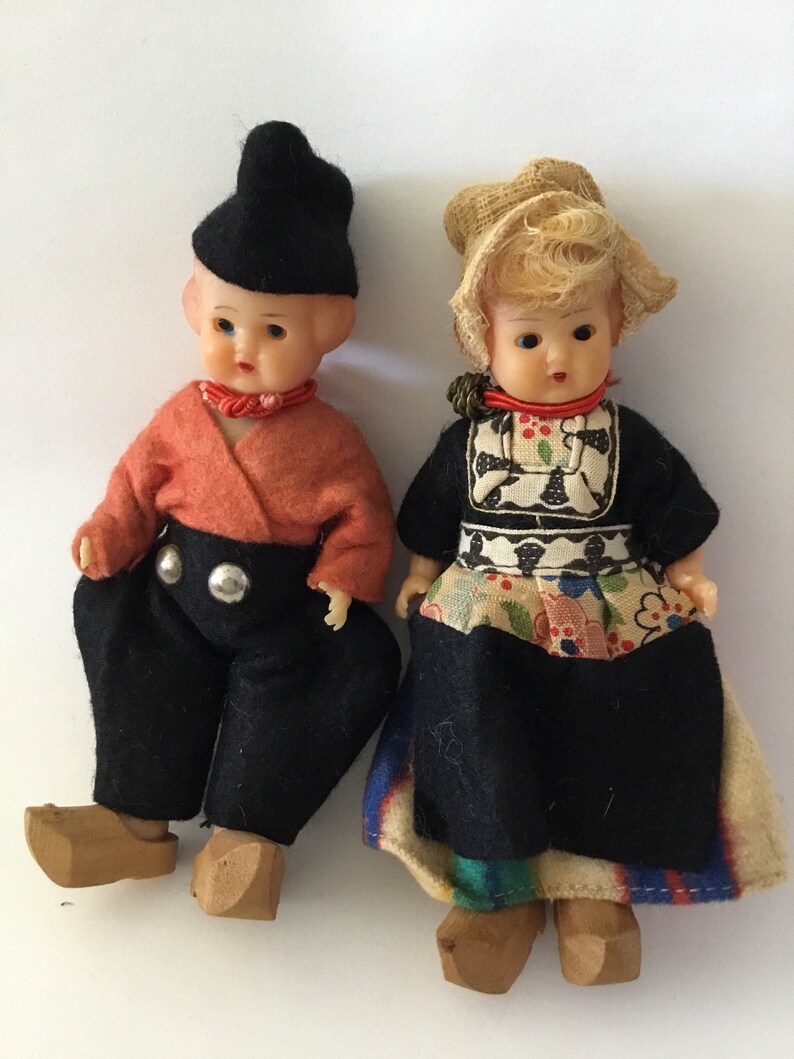 Pair Of Vintage Dutch Dolls 4 1 2 Sleepy Eyes Wooden Image 0