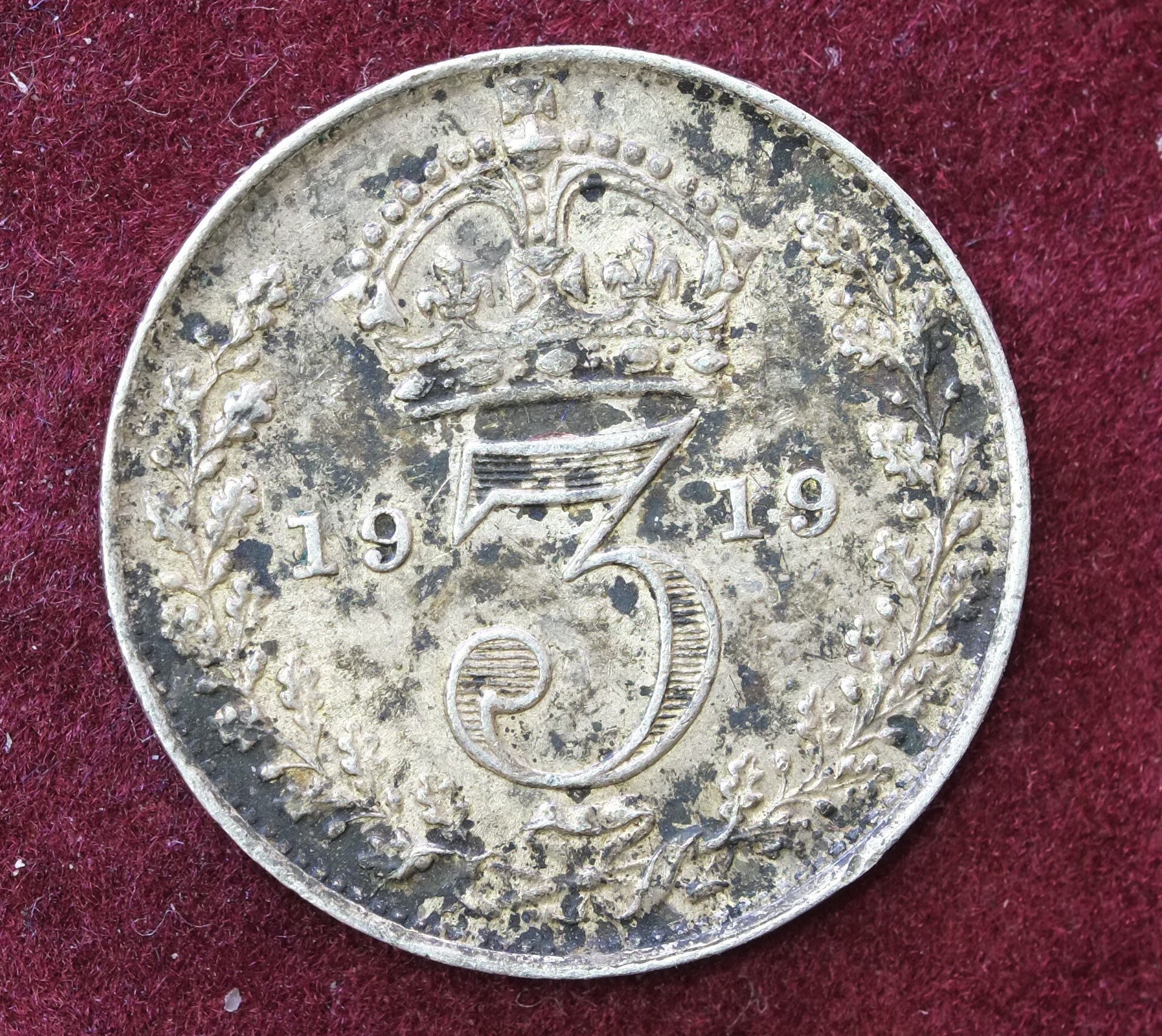 Image of 1919 Silver Threepence Coin