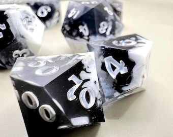 Forest Wraiths - 8 piece dice set