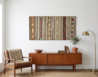Vintage Kelim-Wandbehang, handgewebter Wollteppich, Boho-Stammeskunst (58 x 114 cm)