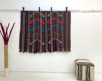 Türkischer Kelim Teppich: Gestreifte Wolle, Handgewebtes Anatolisches Dekor (150 x 120 cm
