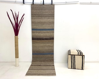 トルコキリムヴィンテージ キリム67cmx110cm 手編み ビンテージの