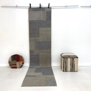 Alfombra de pasillo vintage gris con patchwork de cáñamo, alfombra de yute neutra tejida a mano (68 cm x 295 cm)