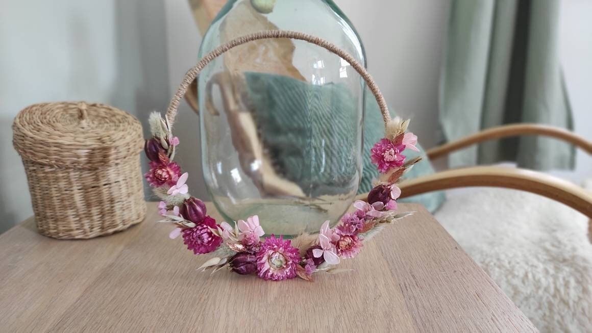 Couronne de Fleurs Séchées à Suspendre