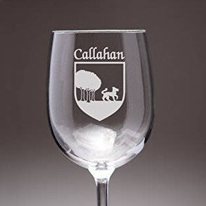 Callahan Irish Coat of Arms Wine Glasses - Set of 4 (Sand Etched)