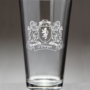 O&#39;Dwyer Irish Coat of Arms Lions Pint Glasses (Sand Etched)