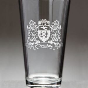 O&#39;Donahue Irish Coat of Arms Lions Pint Glasses (Sand Etched)