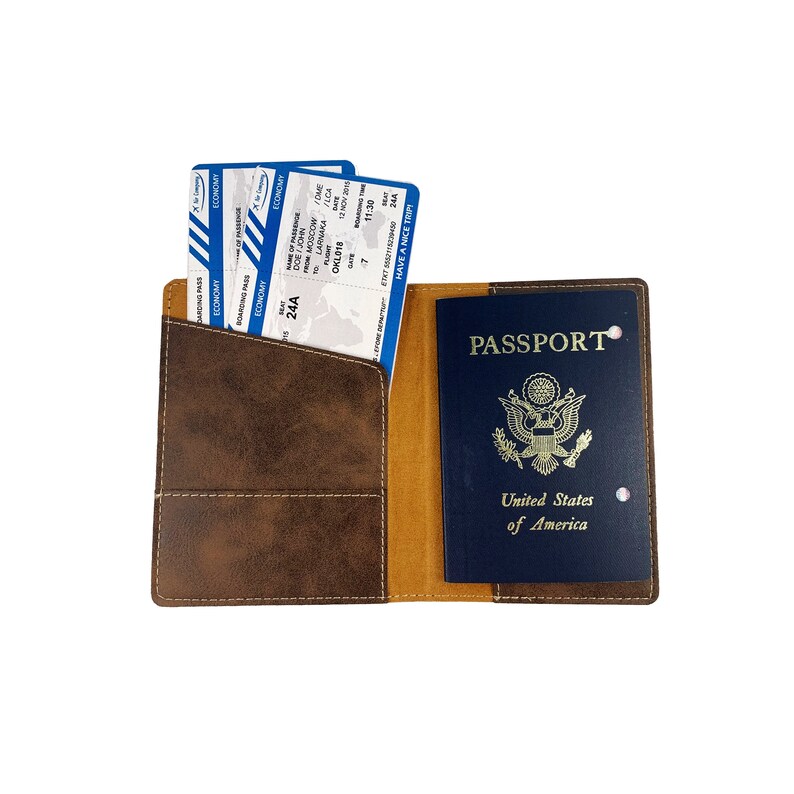 Mullan Irish Coat of Arms Leather Passport Wallet