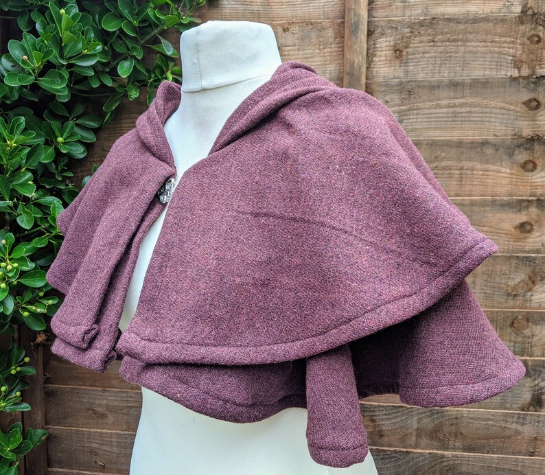 LARP Hood Mantle Layered Capelet Cowl with Clasp Fastening Costume Renaissance Cosplay Fantasy Unisex