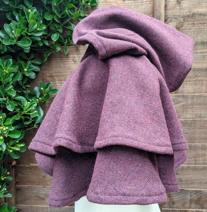 LARP Hood Mantle Layered Capelet Cowl with Clasp Fastening Costume Renaissance Cosplay Fantasy Unisex