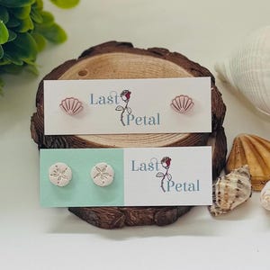 Sand Dollar & Clam Shell Stud Earrings – Coastal Polymer Clay Jewelry Set, Ocean-Inspired Beach Studs, Handmade Summer Gift for Her