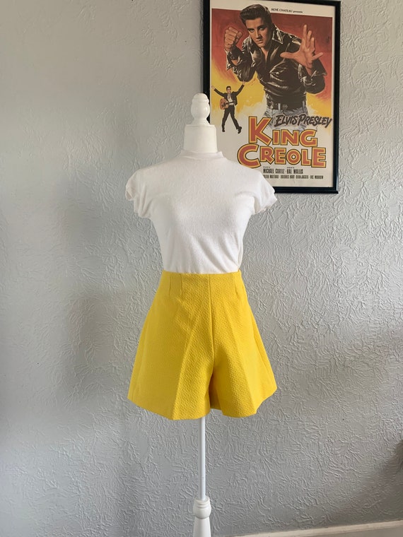 High Waisted 1970s Shorts